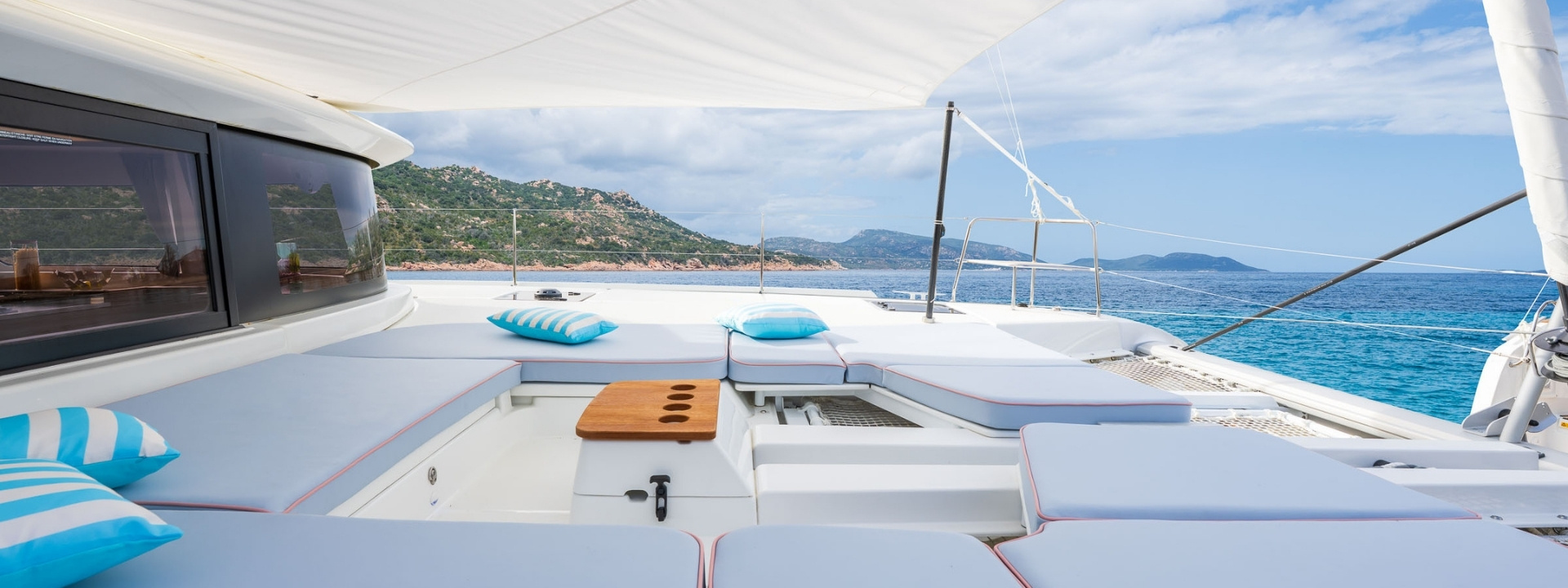 Lagoon 46 Iconic New sailing catamaran — photo