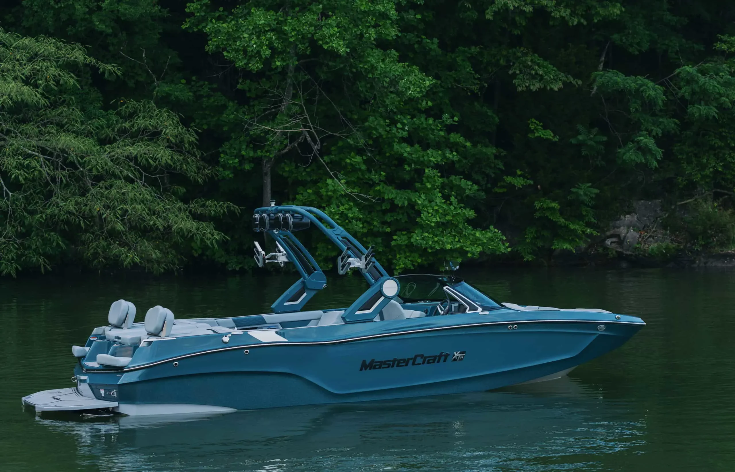 Моторний катер MasterCraft XT24 NEW — фото